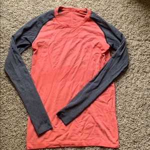 Lululemon long sleeve swiftly tech